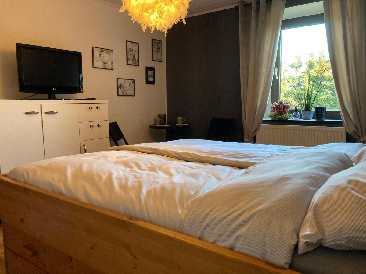 Stal-Escapade Bed and Breakfast Grosslangenfeld Exteriör bild