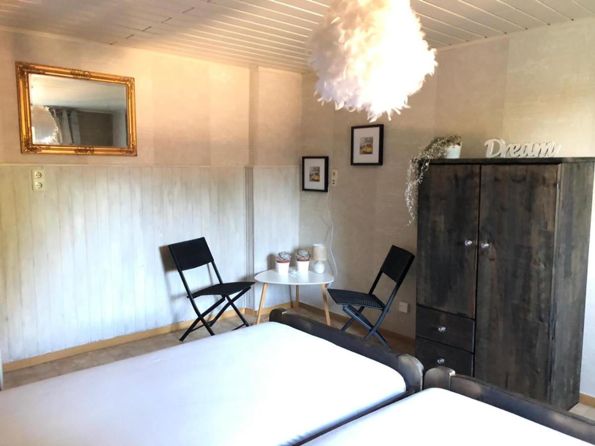 Stal-Escapade Bed and Breakfast Grosslangenfeld Exteriör bild